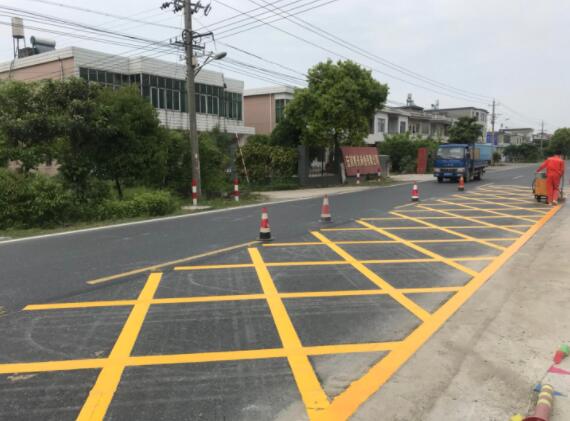 銅陵道路標(biāo)線(xiàn)工程施工方法.jpg